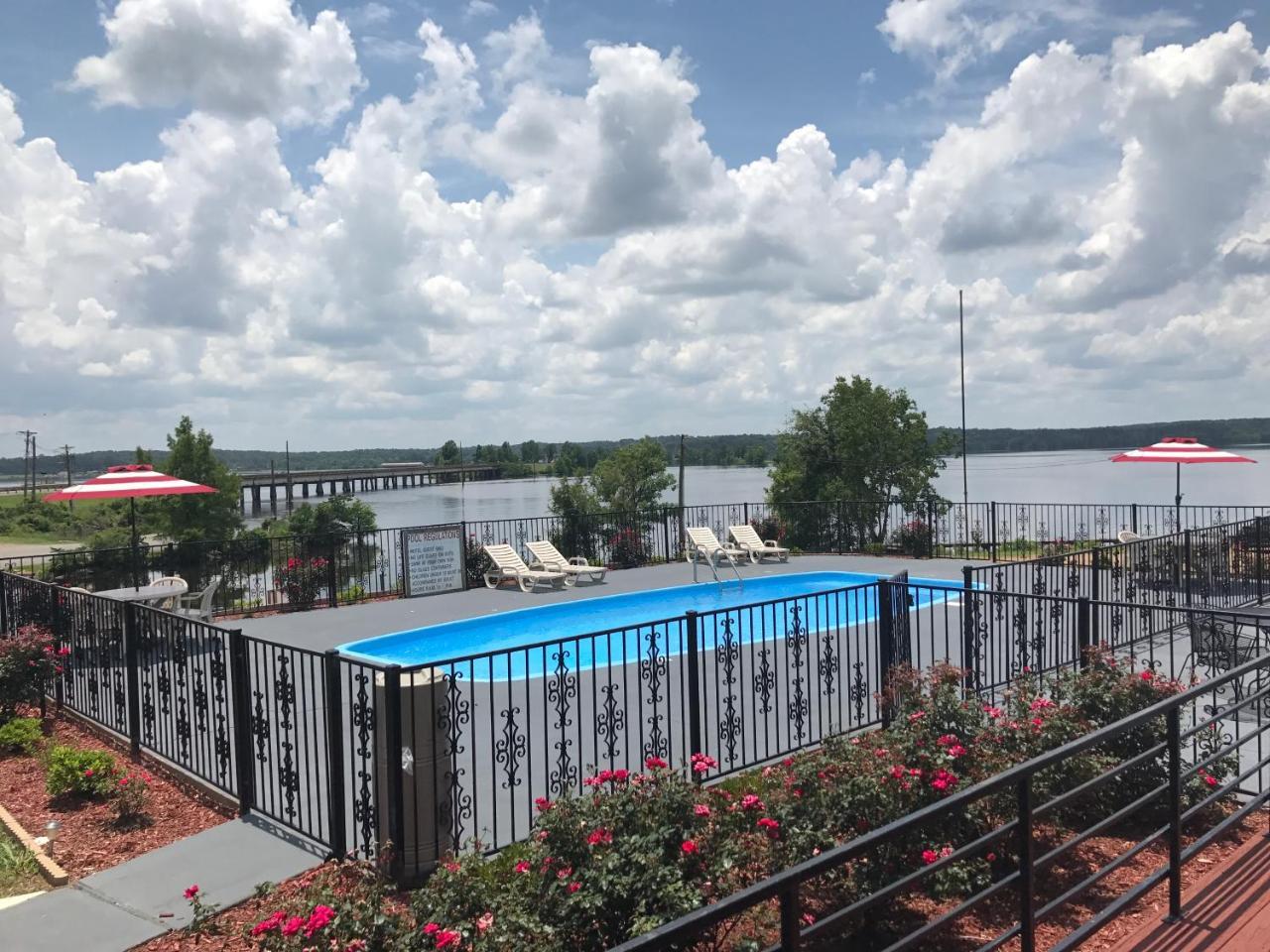 D'Arbonne Lake Motel Farmerville Eksteriør billede